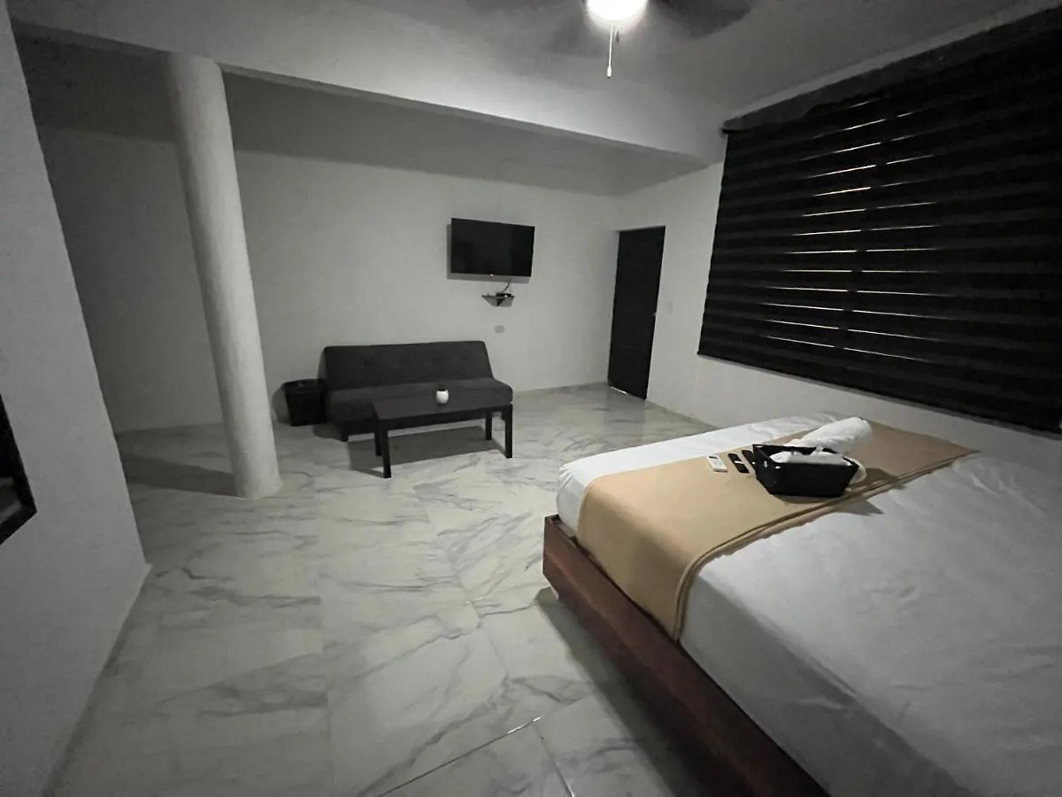 Hotel Balam Playa - 15Th Ave à Playa del Carmen